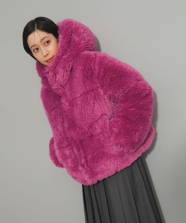 Ray BEAMS Ray BEAMS UGG(R)供Ray BEAMS / Ronney 填充夾克高毛