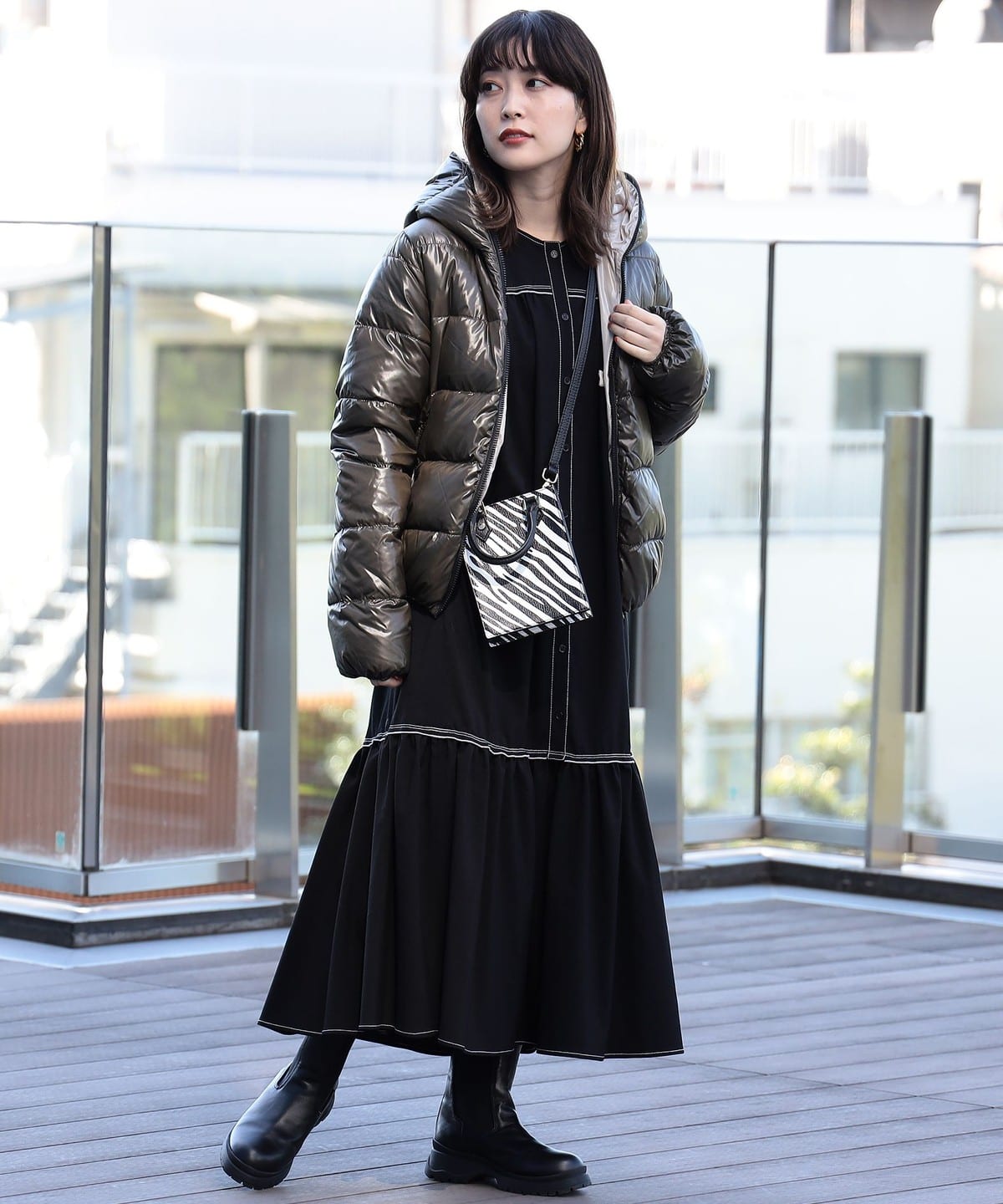 美品✨デュベティカ 現行 42 L thia ダウンジャケット 黒 THIA / ティア （BLACK） -デュベティカ オンラインストア