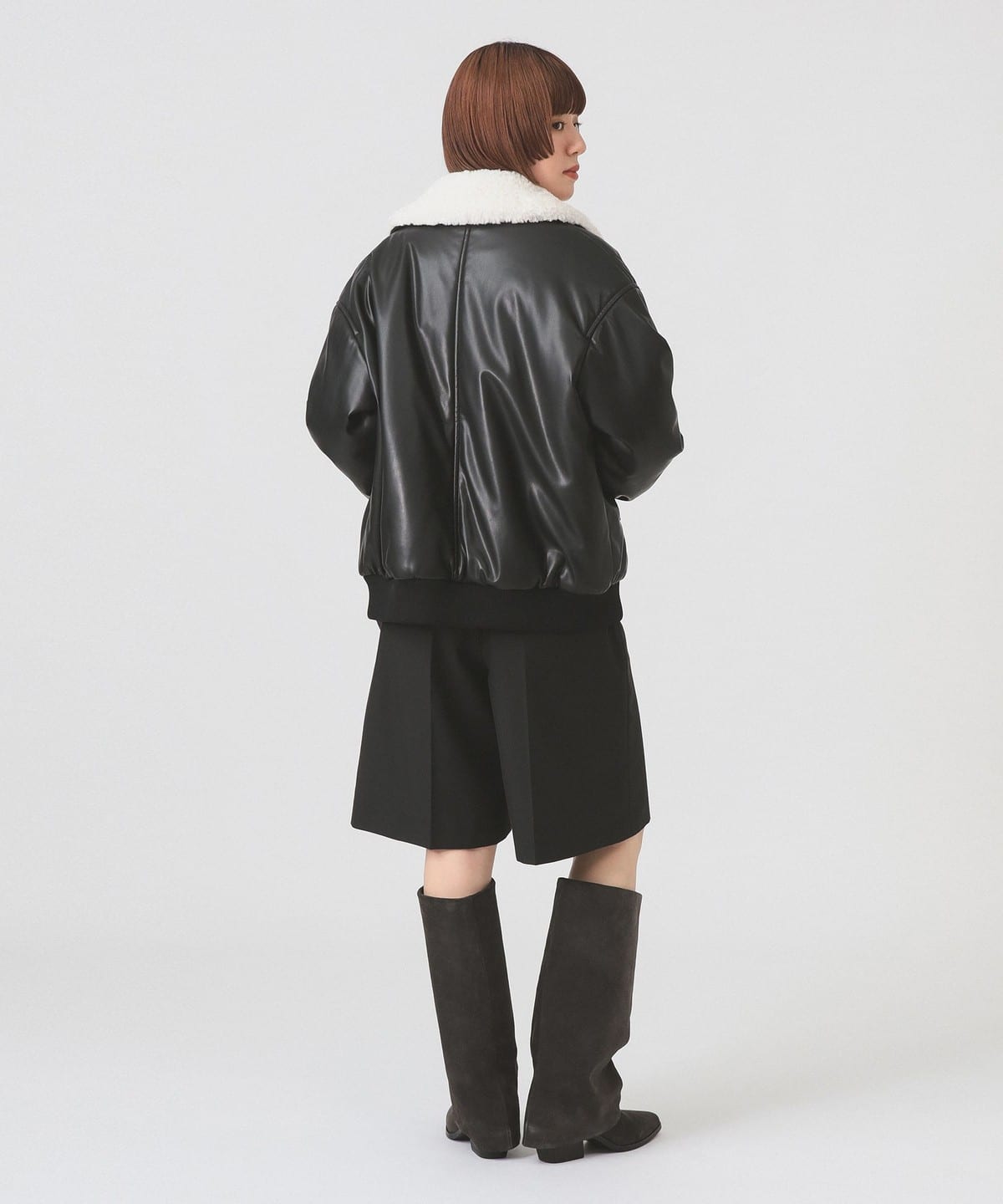 Ray BEAMS（レイ ビームス）フェイクレザー ナカワタボマー ブルゾン