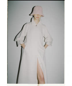 Ray BEAMS / 女裝 曲線袖 標準領 大衣