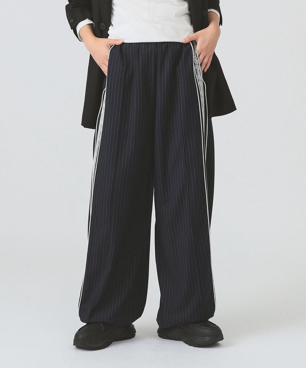 レースライントラックパンツ パンツ WOMEN NAVY STRIPE 1