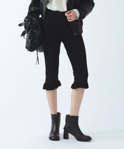 裾 フリル ニット カプリ パンツ