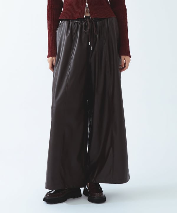 フェイクレザー ギャザー ワイドパンツ Model：H175 B80 W58 H90　Size：1