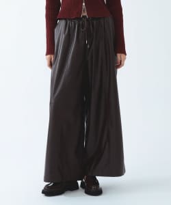 フェイクレザー ギャザー ワイドパンツ