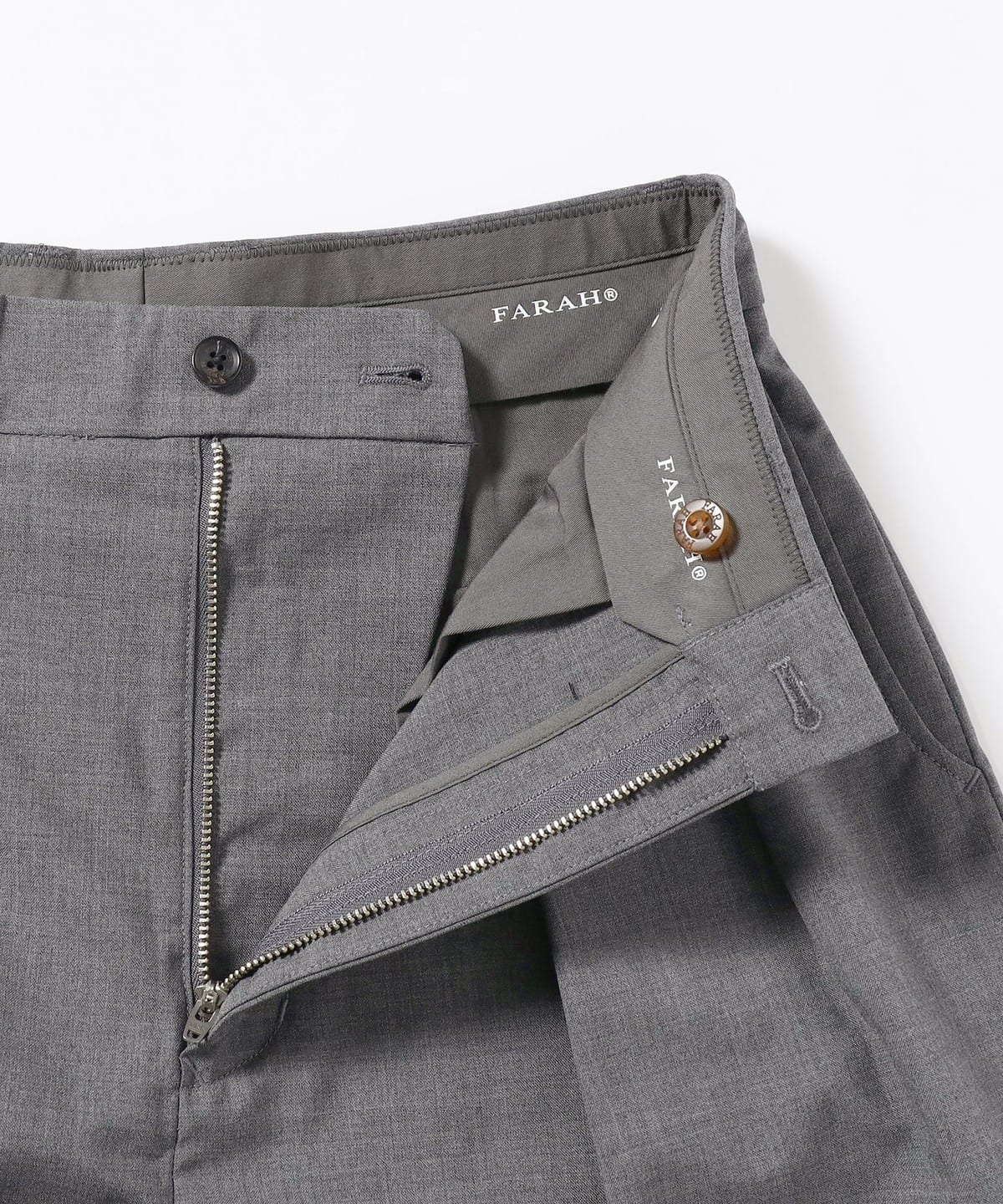 Ray BEAMS（レイ ビームス）FARAH / Two Tuck Wide Shorts（パンツ 