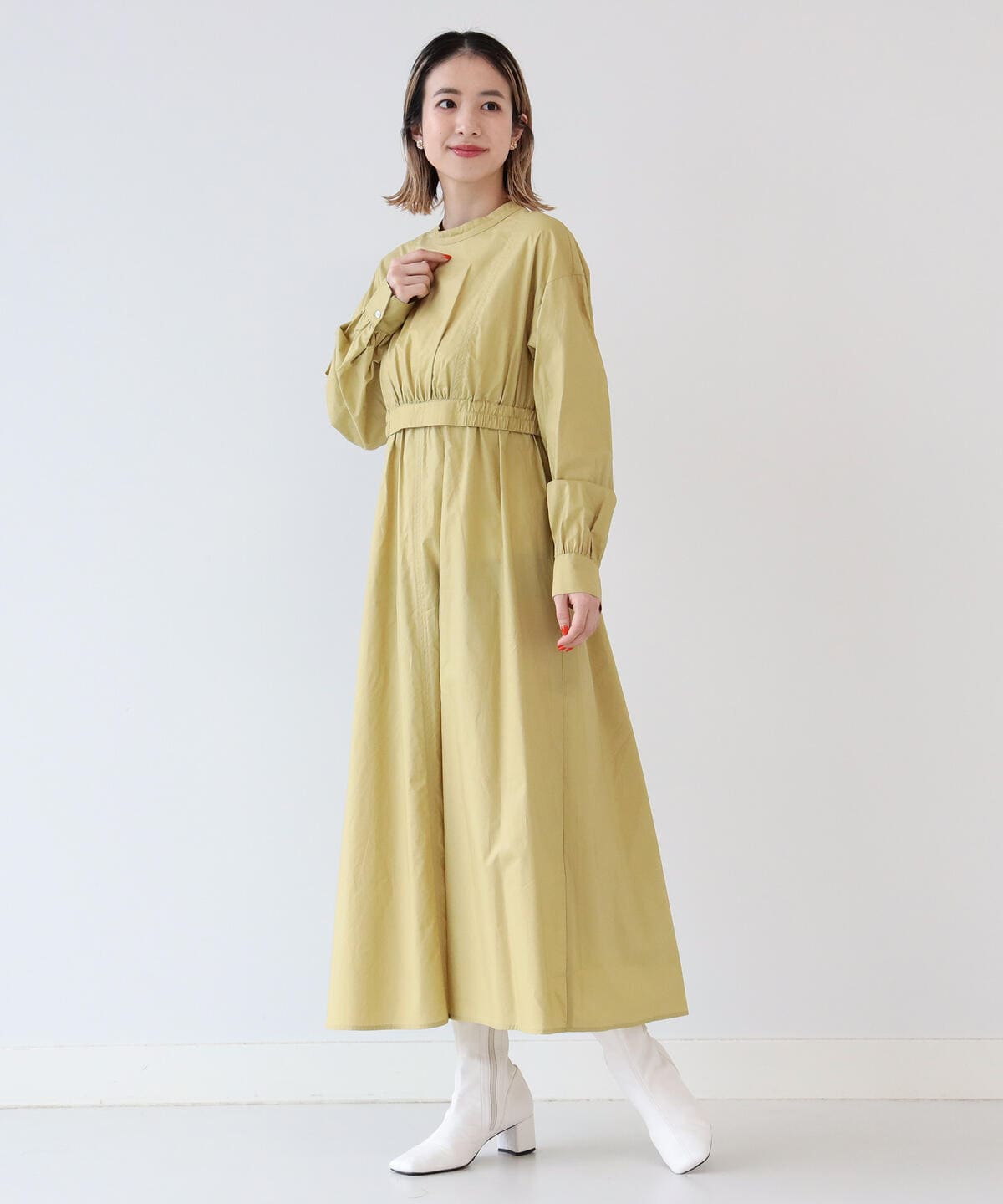 [Outlet] Ray BEAMS / Back Ribbon Crew Neck Dress