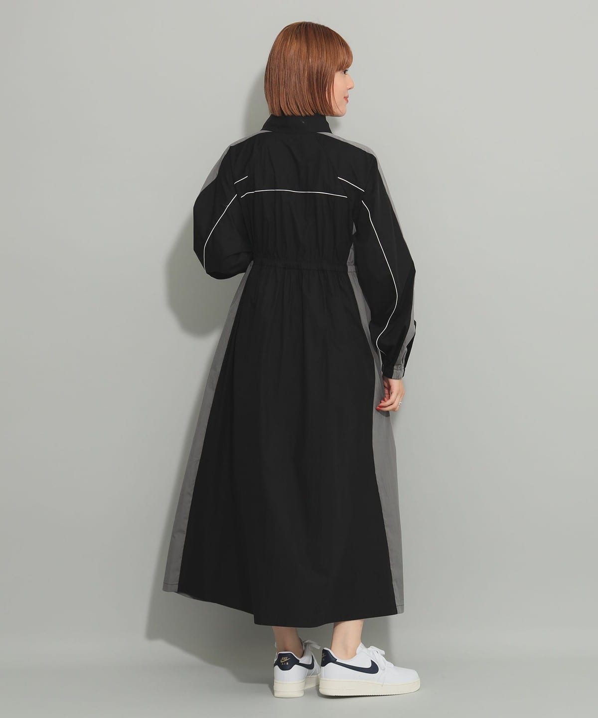 Ray BEAMS [Ray BEAMS FRIDAY]运动服外套连衣裙(连衣裙) BLACK 