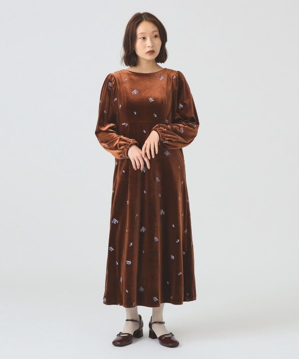 Ray BEAMS（レイ ビームス）ベロア 刺繍 ワンピース（ワンピース