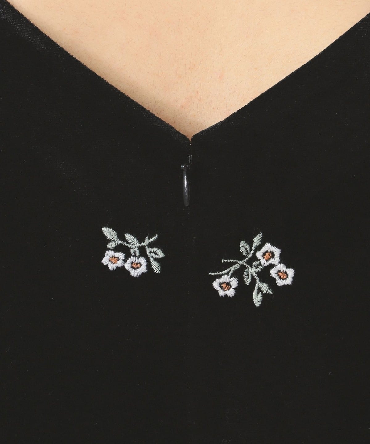 Ray BEAMS（レイ ビームス）【5/14再値下げ】ベロア 刺繍 ワンピース