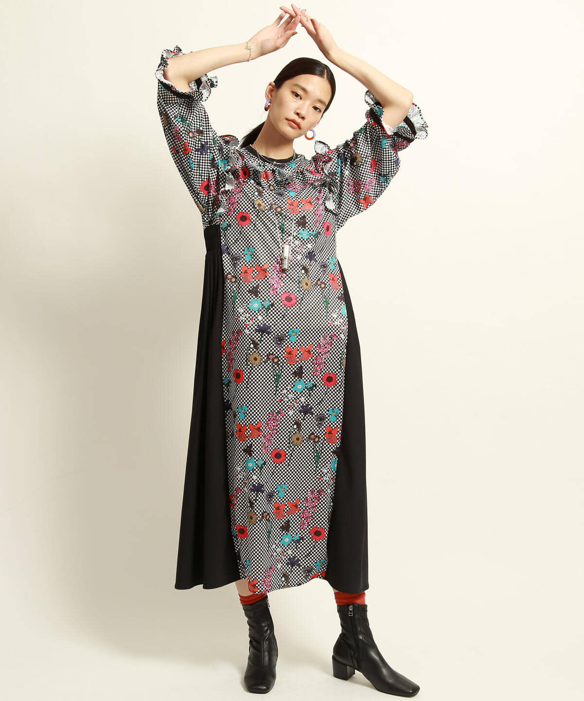 Ray Beams レイ ビームス Noma T D Ray Beams 別注 フラワー チェック ドレス ワンピース ワンピース 通販 Beams