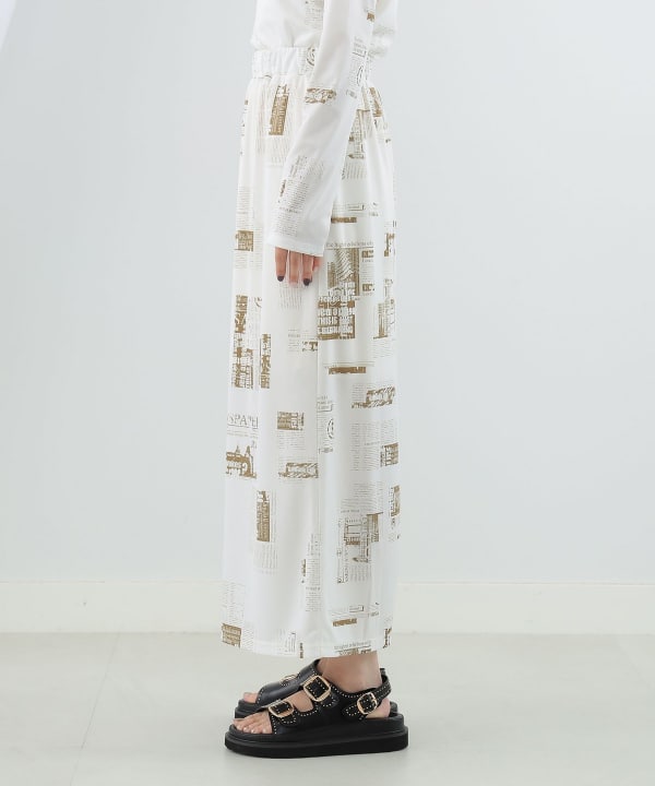 Ray BEAMS（レイ ビームス）ニュースペーパー プリント スカート