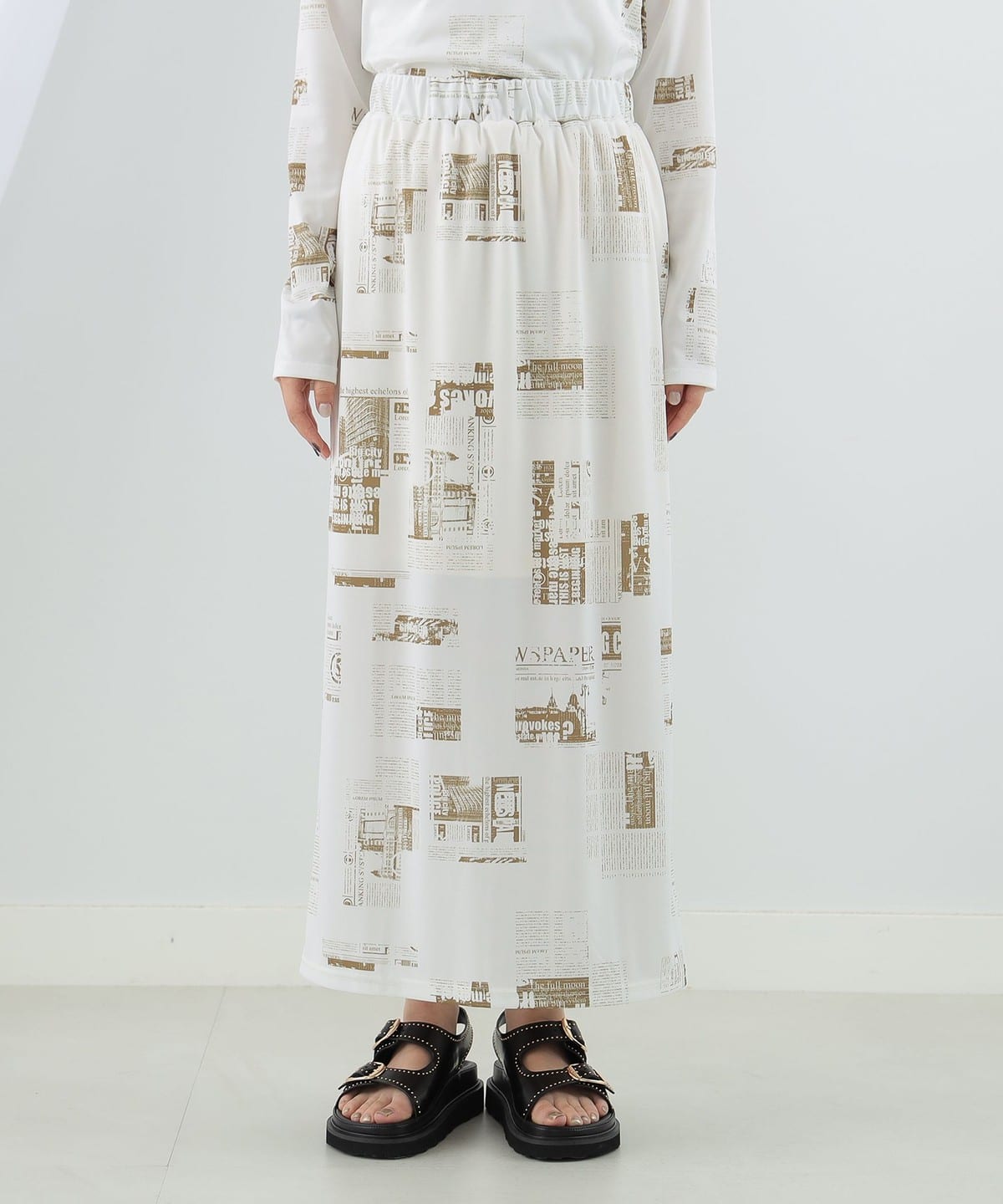 Ray BEAMS（レイ ビームス）ニュースペーパー プリント スカート