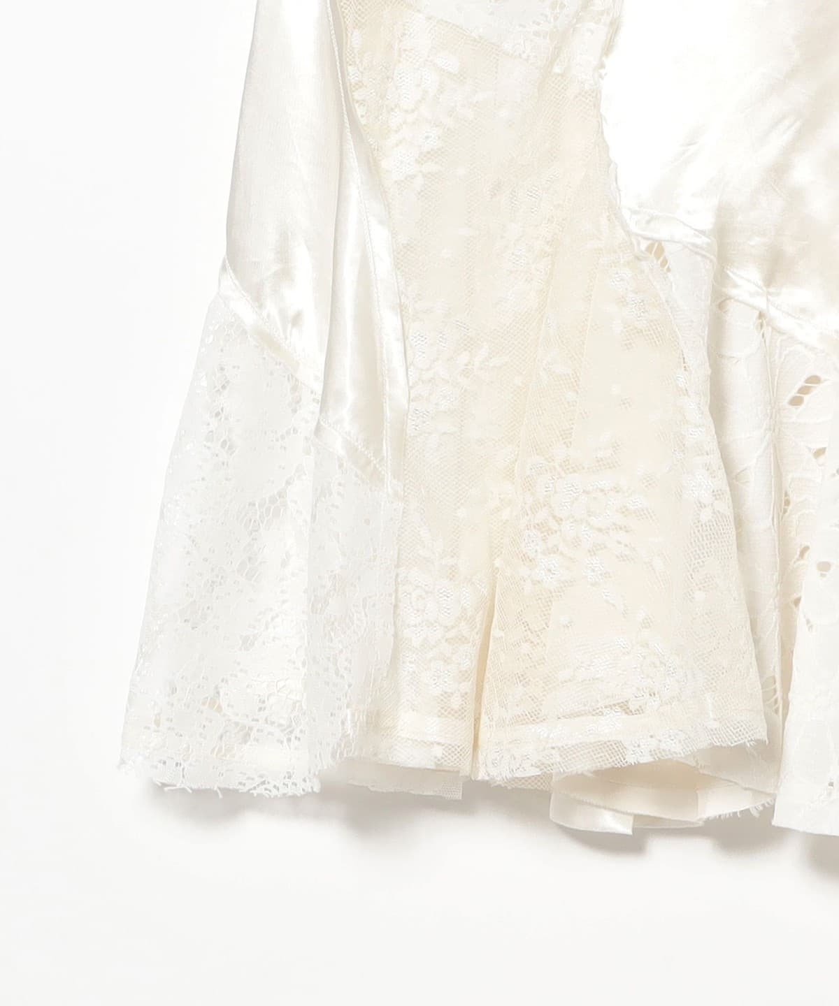 Ray BEAMS（レイ ビームス）YUHAN WANG / Lace Patch Skirt（スカート