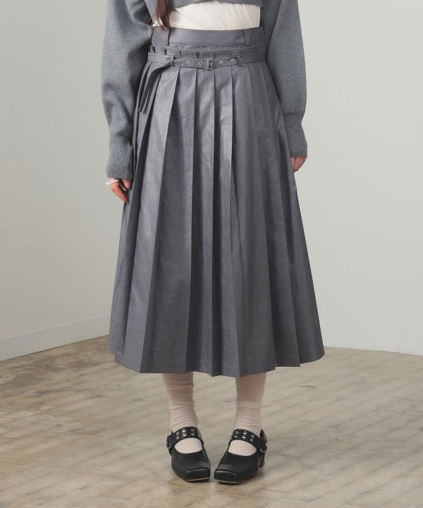 【新品未使用】IRISHMANプリーツスカート ライトグレー Ray BEAMS（レイ ビームス）レザーライクプリーツ スカート