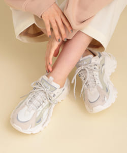 FILA / INTERATION スニーカー