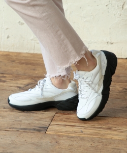 FILA × Ray BEAMS / 別注 VenomLow