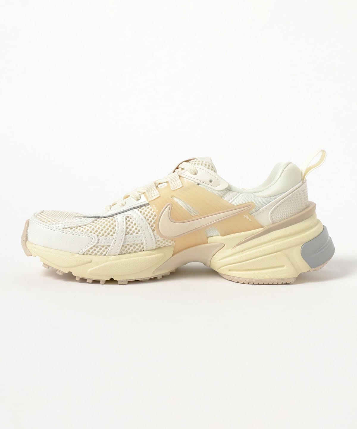 ナイキ V2K ラン スニーカー ピンク 桜柄 Ray BEAMS ピンクのボディーにお花柄♡』NIKE V2K ランのご紹介