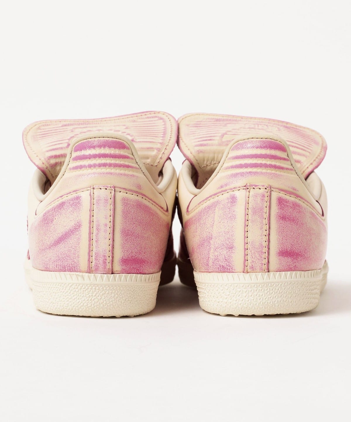 【メーカー直売】の商品をすべて Ray Pack Distressed LT Samba / ビームス）adidas BEAMS（レイ ウエイトトレーニング