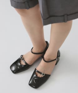 ストラップ ベルト パンプス