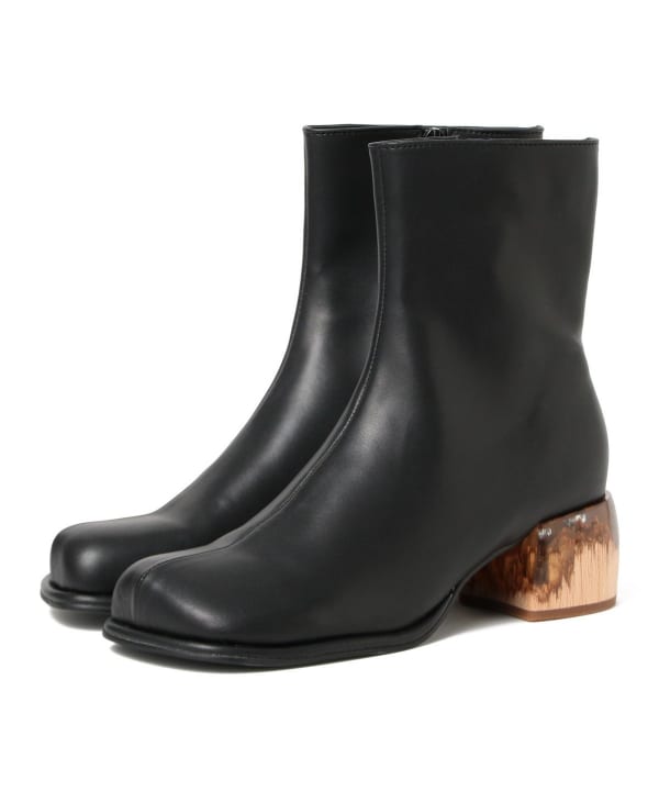 ALM. / ADELA OBJETHEEL BOOTS