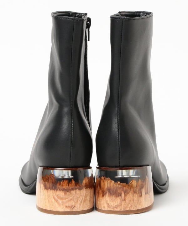 ALM. / ADELA OBJETHEEL BOOTS