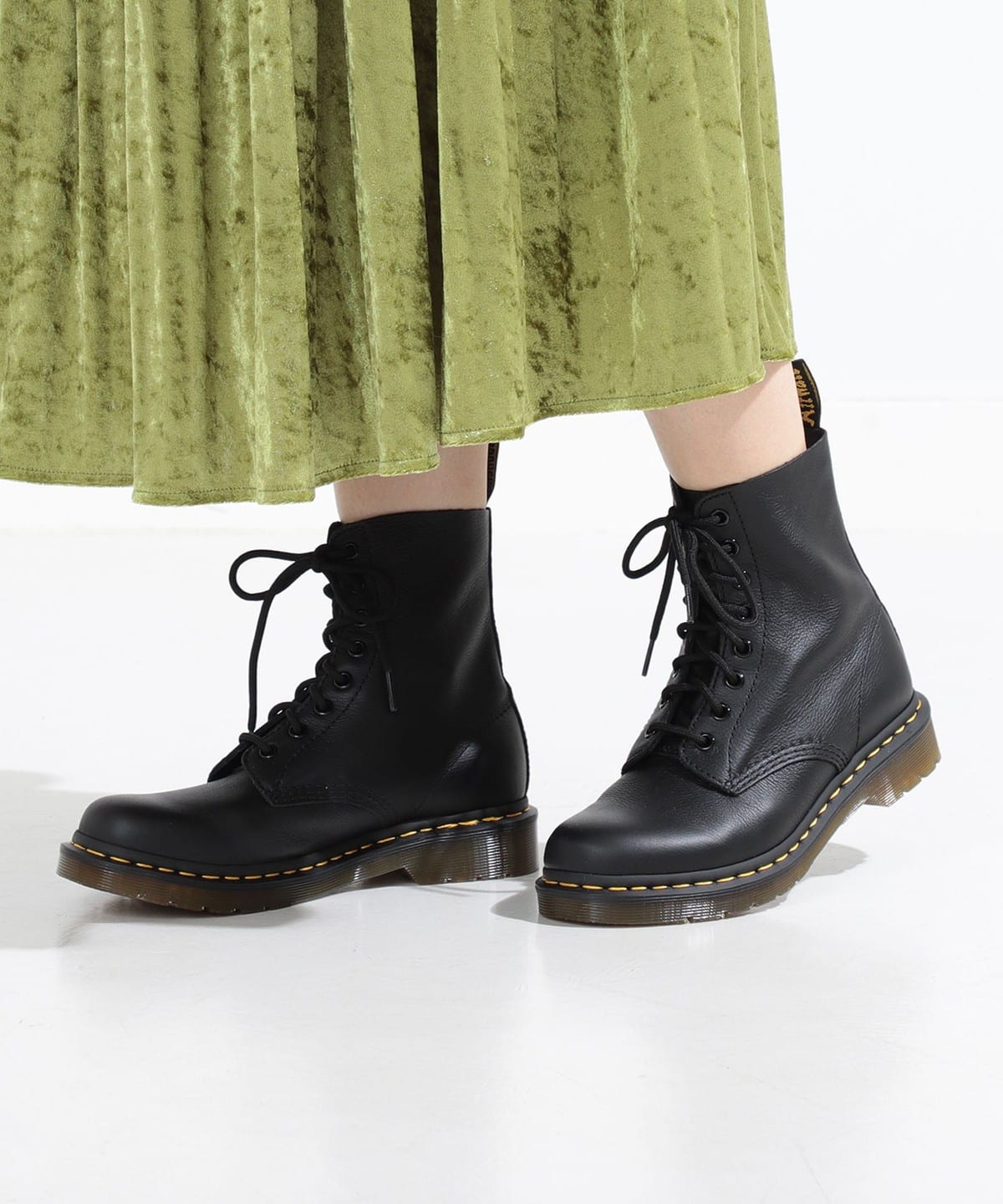 Ray BEAMS Ray BEAMS Dr.Martens PASCAL 8 hole boots (shoes