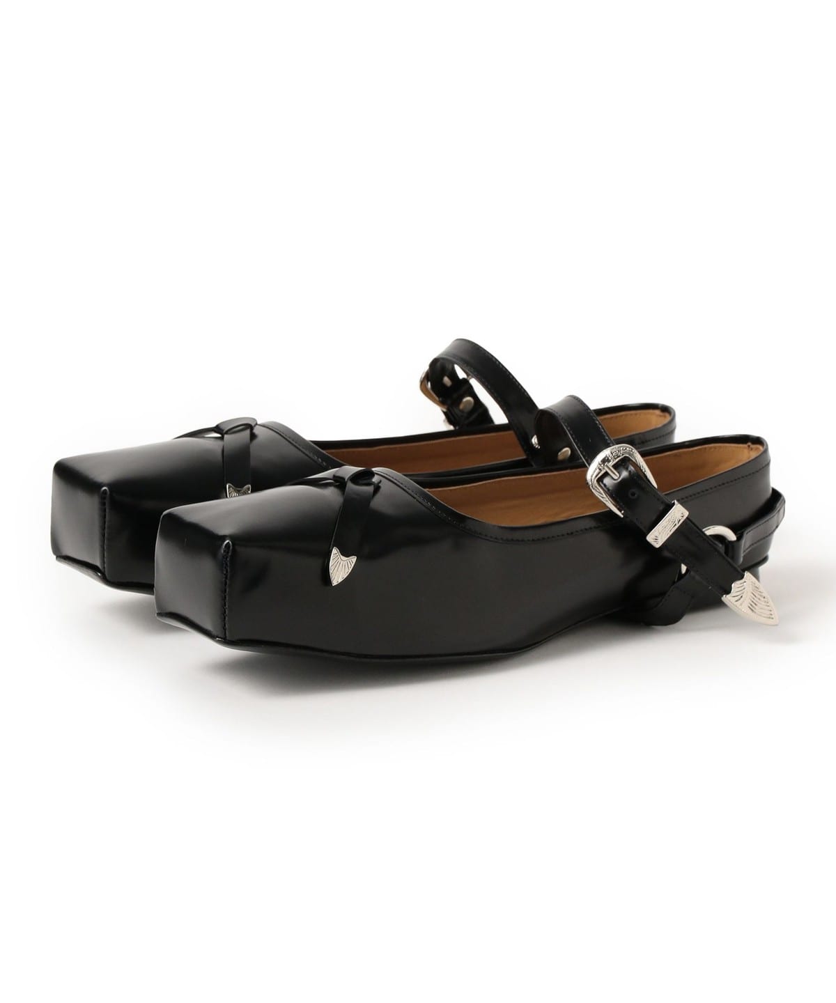 Ray BEAMS（レイ ビームス）TOGA PULLA / SQUARE TOE STRAP BALLET