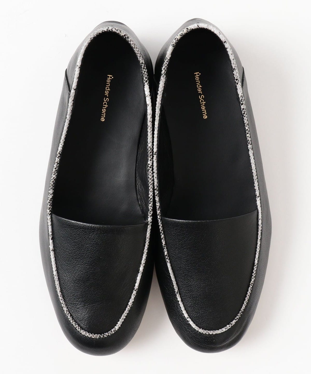 Hender Scheme / oval moca 樂福鞋