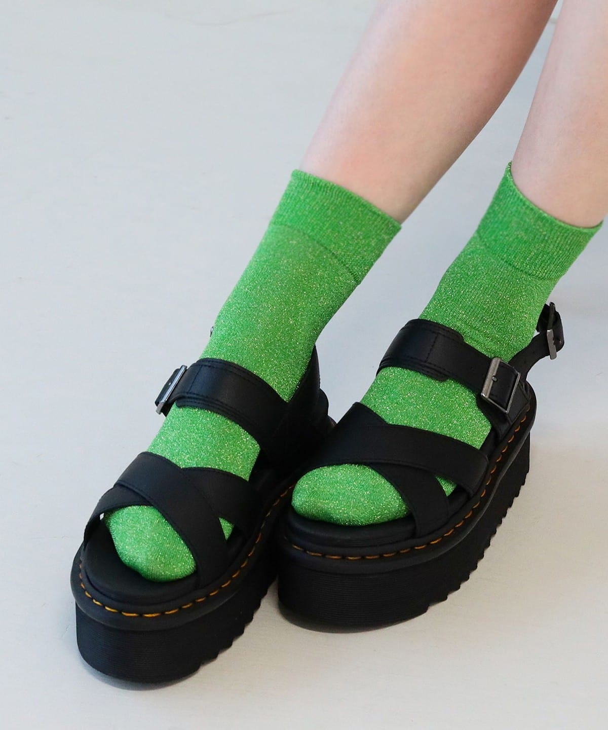 Ray BEAMS(レイ ビームス)Dr.Martens / VOSS II QUAD サンダル Ray BEAMS(レイ ビームス)Dr.Martens / VOSS II QUAD サンダル