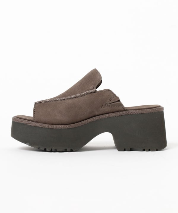 ★UGG★New Heights Slide 人気の厚底 スタイリッシュサンダル UGG Australia サンダル UGG(R) for Ray BEAMS / New Heights