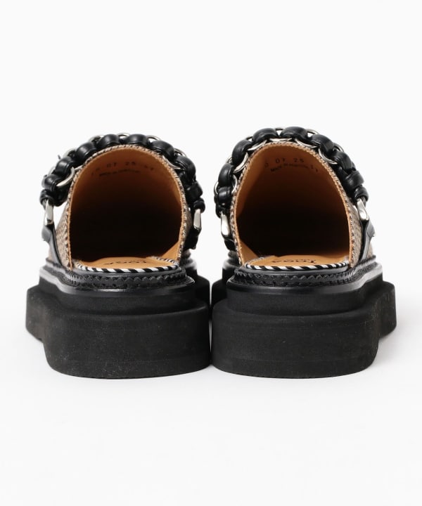 TOGA PULLA / Leather Tassel Clog