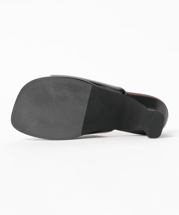 ALM. / RABBIT PUFFY SANDALS