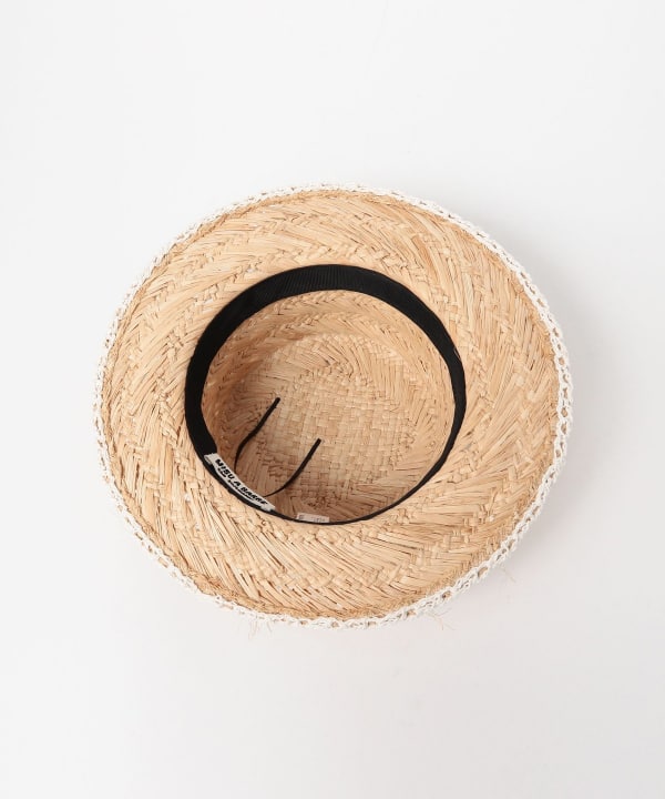 MISU A BARBE / ANNE STRAW