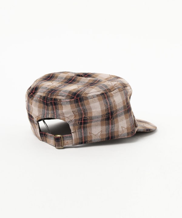 Star embroidered check cap