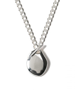 ○KNOBBLY STUDIO / GARCONNE LOCKET NECKLACE