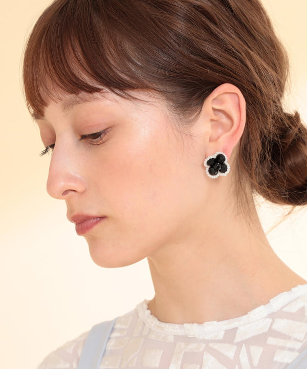 Ray Beams レイ ビームス Holly Jackie フラワー ガラス ビーズ ピアス アクセサリー ピアス 両耳用 通販 Beams