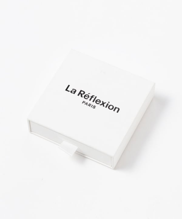 La Reflexion / Eta square ear cuff
