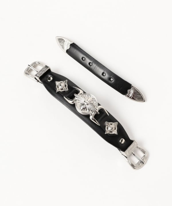Ray BEAMS（レイ ビームス）TOGA TOO / DOUBLE BUCKLE CONCHO BANGLE
