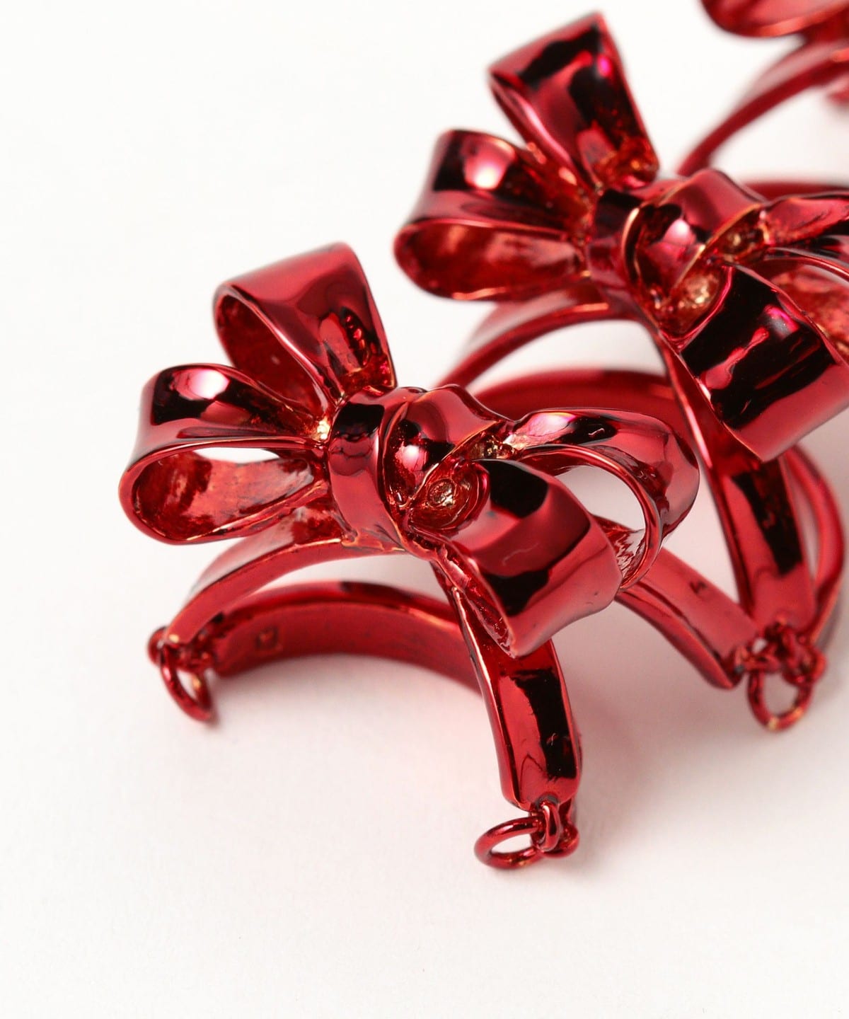 今季新作　love by e.m. リボンアーマーリング　レッド LOVE BY e.m. 指輪 リング 赤リボンアーマーリング/25-26AW