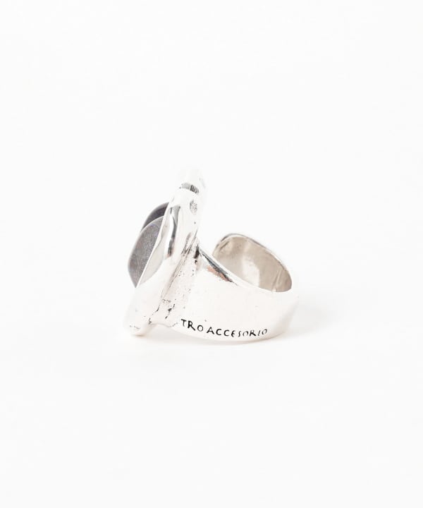 Otro Accesorio / 波浪心形戒指