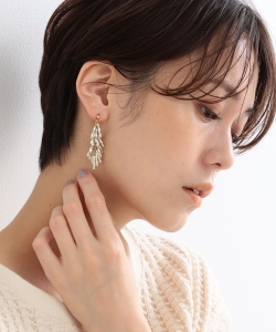 Ray BEAMS / バンブー フリンジ ピアス