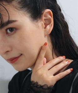 Ray BEAMS / シルバー water drop ピアス