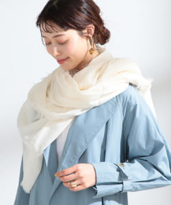 Ray BEAMS / カラー エンブロイダリー ストール