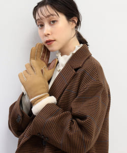 UGG(R) / SEAMED TECH GLOVE BX
