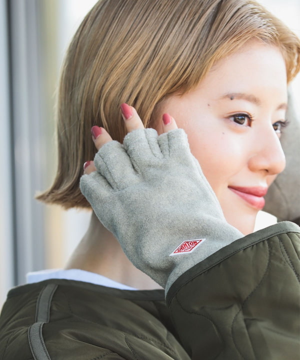 Ray BEAMS Ray BEAMS DANTON Fleece Gloves (Fashion Accessories Gloves)  Available at BEAMS