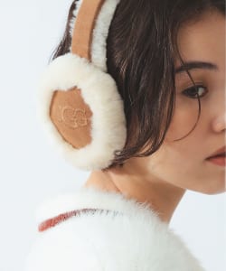 【WEB限定】UGG(R) / W SHEEPSKIN EMBROIDERY EARMUFF