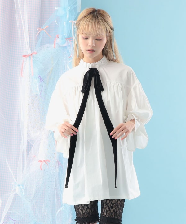 CAROLINA GLASER（カロリナ グレイサー）ベロアリボン付き フリル