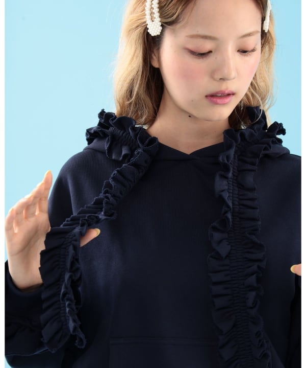 フリル プルオーバー スウェット Model : H163 B77 W60 H83　Size : ONE SIZE