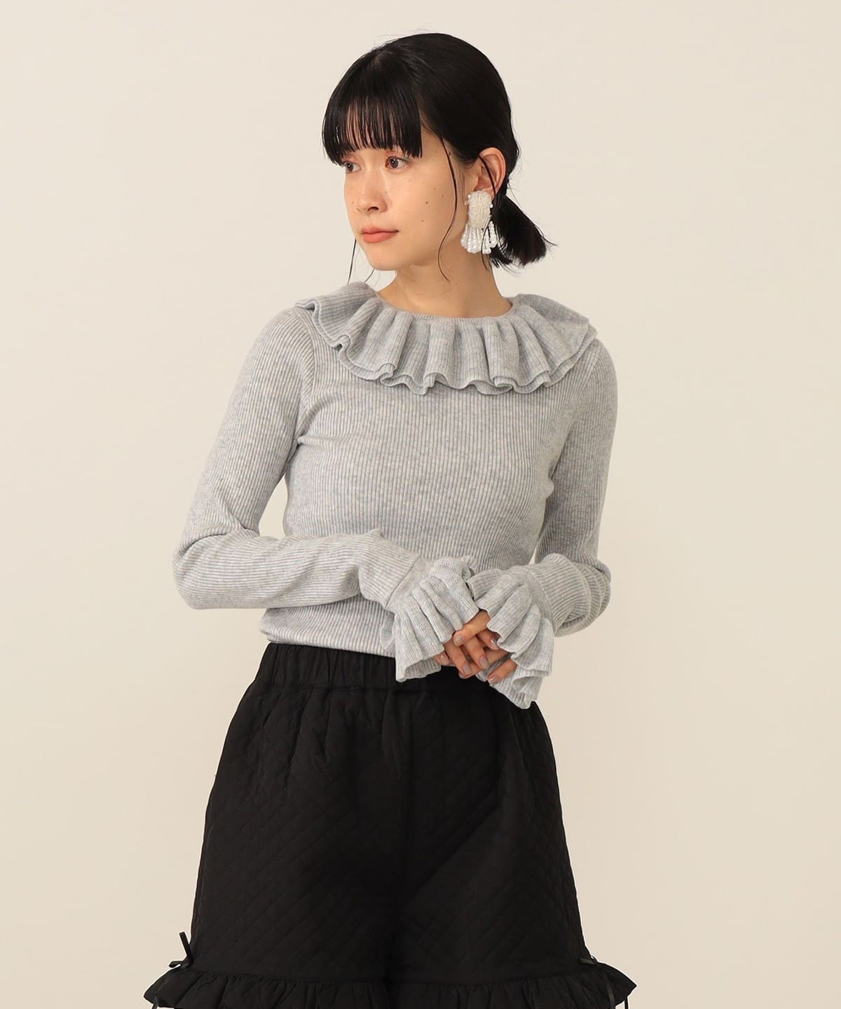 フリルリブ ニット プルオーバー トップス WOMEN GREY ONE SIZE フリルリブ ニット プルオーバー トップス WOMEN GREY ONE SIZE