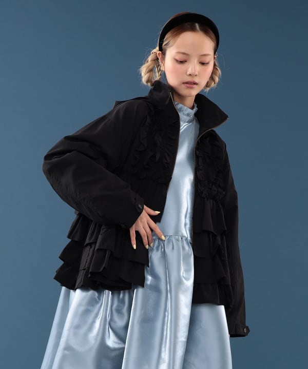 【+10%ポイントUP】フリル フード ブルゾン Model : H163 B77 W60 H83　Size : ONE SIZE